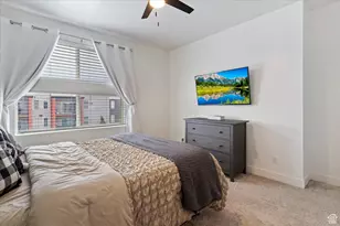 875 S Depot St, Clearfield, UT 84015 - Photo 7