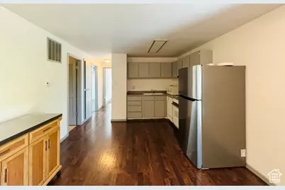 333 E 4500 S #13, Murray, UT 84107 - Photo 1