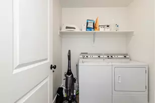 374 W Ropelato Dr S, Nibley, UT 84321 - Photo 15