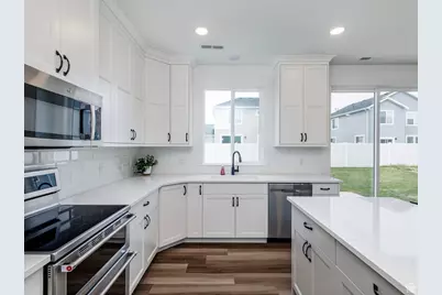 374 W Ropelato Dr S, Nibley, UT 84321 - Photo 5