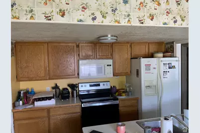 136 E 900 N, Spanish Fork, UT 84660 - Photo 5