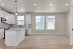 492 W Maidengrass Way, Draper, UT 84020 - Photo 11