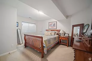 10025 Silver Streak Dr, South Jordan, UT 84095 - Photo 31