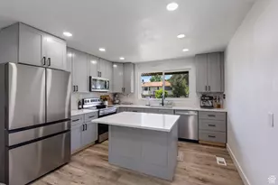 9499 S 220 E, Sandy, UT 84070 - Photo 15