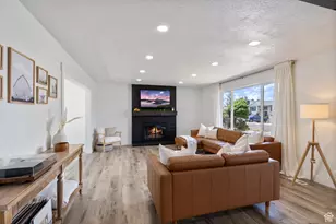 9499 S 220 E, Sandy, UT 84070 - Photo 7