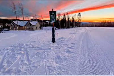 251 N Summit Dr, Beaver, UT 84713 - Photo 1