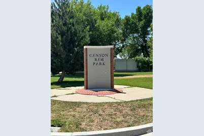 2963 S Grace St E, Salt Lake City, UT 84109 - Photo 3