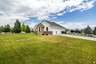 8768 N Peppergrass Dr W, Eagle Mountain, UT 84005 - Photo 43