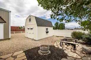 8768 N Peppergrass Dr W, Eagle Mountain, UT 84005 - Photo 35