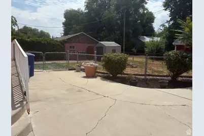 767 W 400 N, Salt Lake City, UT 84116 - Photo 31