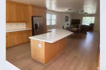 767 W 400 N, Salt Lake City, UT 84116 - Photo 13