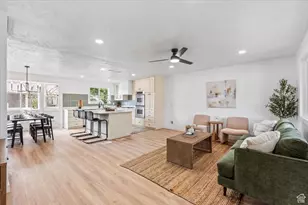 10164 Birnam Woods Way, South Jordan, UT 84095 - Photo 3