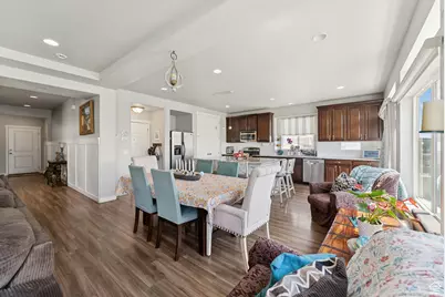 979 N Cold Creek Way, Layton, UT 84041 - Photo 13