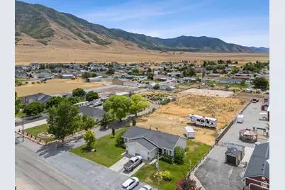 1884 E Shepard Ln, Lake Point, UT 84074 - Photo 37