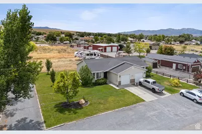 1884 E Shepard Ln, Lake Point, UT 84074 - Photo 3