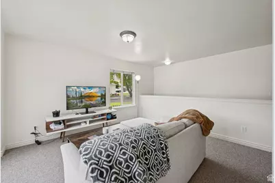 1884 E Shepard Ln, Lake Point, UT 84074 - Photo 5