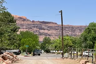 221 E 200 N, Moab, UT 84532 - Photo 39