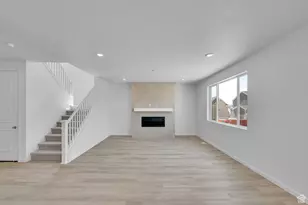 8635 N Halloran Ct, Lake Point, UT 84074 - Photo 5