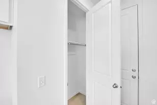 8635 N Halloran Ct, Lake Point, UT 84074 - Photo 17