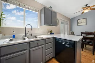 3142 S Sugar Bowl Ln, West Valley, UT 84128 - Photo 11