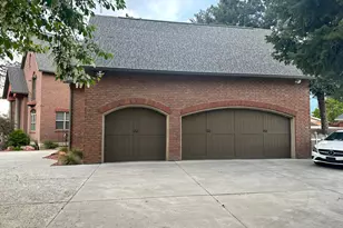 2193 E Lambourne Ave, Salt Lake City, UT 84109 - Photo 3