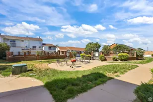 5545 S 2100 W, Roy, UT 84067 - Photo 19