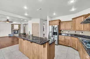 1319 W Red Butte Dr W, Washington, UT 84780 - Photo 9