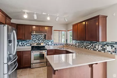 2794 W Harker Ridge Cv, Taylorsville, UT 84129 - Photo 7