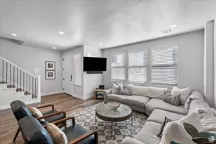 2279 N Park Dr, Washington, UT 84780 - Photo 9