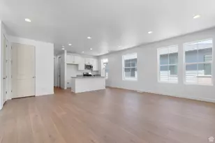 557 N Buffalo Grass Ln, Lindon, UT 84042 - Photo 9