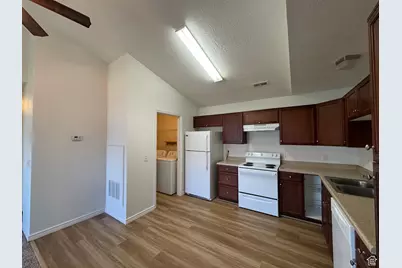 8048 W Copperfield Place Pl #31, Magna, UT 84044 - Photo 5