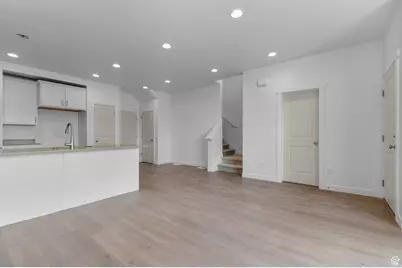 1860 N 3600 W, Lehi, UT 84043 - Photo 5