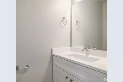 1068 S 2760 E, Spanish Fork, UT 84660 - Photo 11