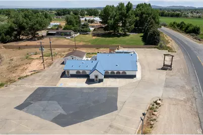 3340 N Vernal Ave, Vernal, UT 84078 - Photo 5