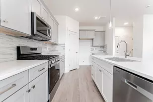 1542 W Talus Ridge Dr, Saratoga Springs, UT 84045 - Photo 5