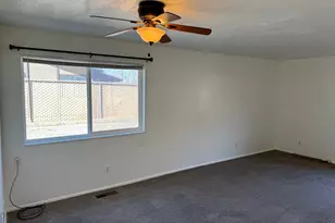 266 E Center St, Centerville, UT 84014 - Photo 43