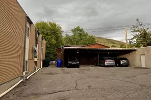 266 E Center St, Centerville, UT 84014 - Photo 5