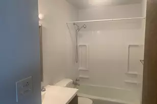 266 E Center St, Centerville, UT 84014 - Photo 13