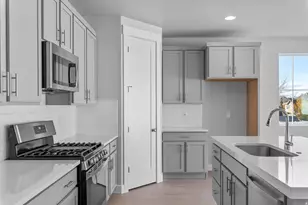 1286 W 2325 S, Syracuse, UT 84075 - Photo 15