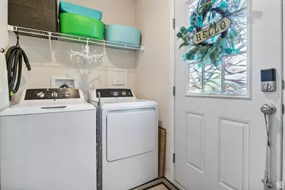 516 N Broadway Ave, Tooele, UT 84074 - Photo 13