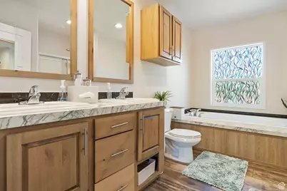 516 N Broadway Ave, Tooele, UT 84074 - Photo 11