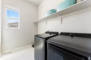 3301 W Cramden Dr, Lehi, UT 84043 - Photo 9