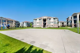 8264 S Resaca Dr, Sandy, UT 84070 - Photo 17