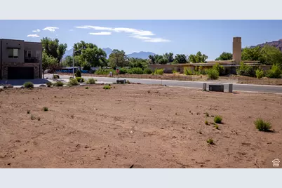 656 W 400 N, Moab, UT 84532 - Photo 15