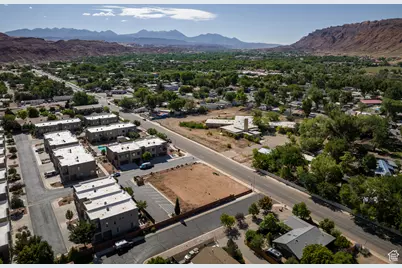 656 W 400 N, Moab, UT 84532 - Photo 19