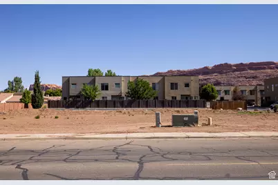 656 W 400 N, Moab, UT 84532 - Photo 7