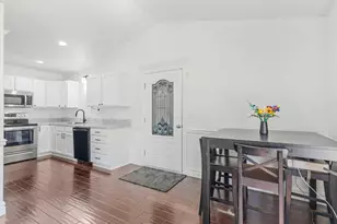 4049 E Dillons Dr N, Eagle Mountain, UT 84005 - Photo 7