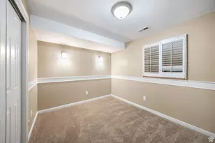 8916 S Cobble Crest Ln E, Sandy, UT 84093 - Photo 25