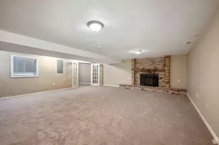 8916 S Cobble Crest Ln E, Sandy, UT 84093 - Photo 19