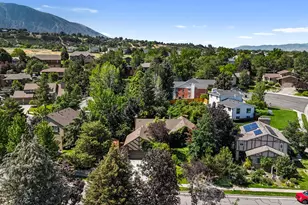 8916 S Cobble Crest Ln E, Sandy, UT 84093 - Photo 35